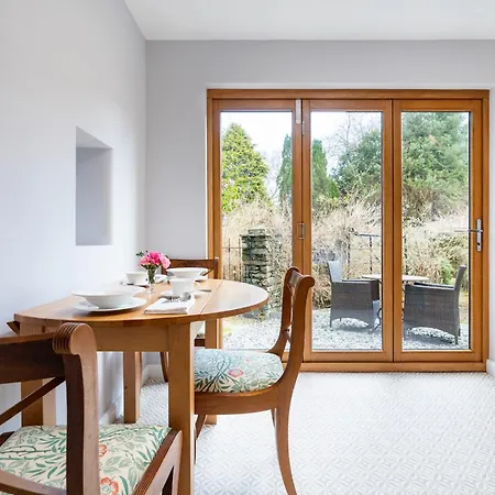 Yewfield Self Catering *